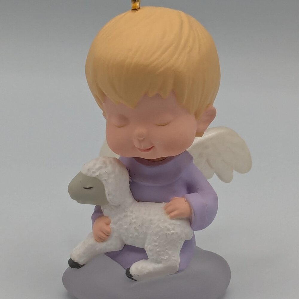 Hallmark Keepsake Violet 1996, 9th in the Mary's Angels Series, Vintage Ornament